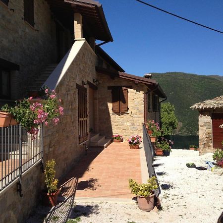 La Collina Dei Ciliegi Villa Camerino Exterior photo